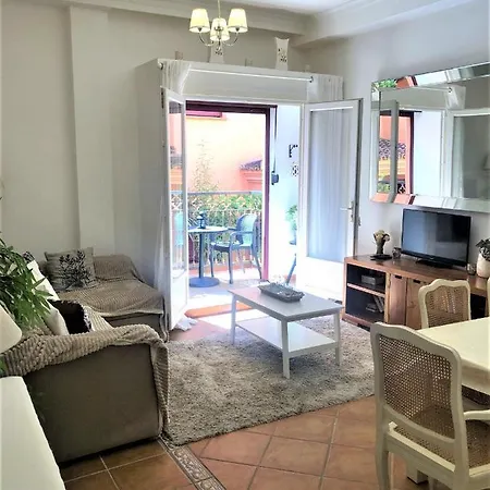 2 Bedroom Near Puerto Banus Marbella Just 12 Minutes Away By G00giemaps Appartement *